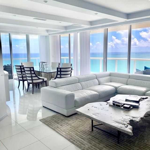 6365 Collins Ave 3803-1