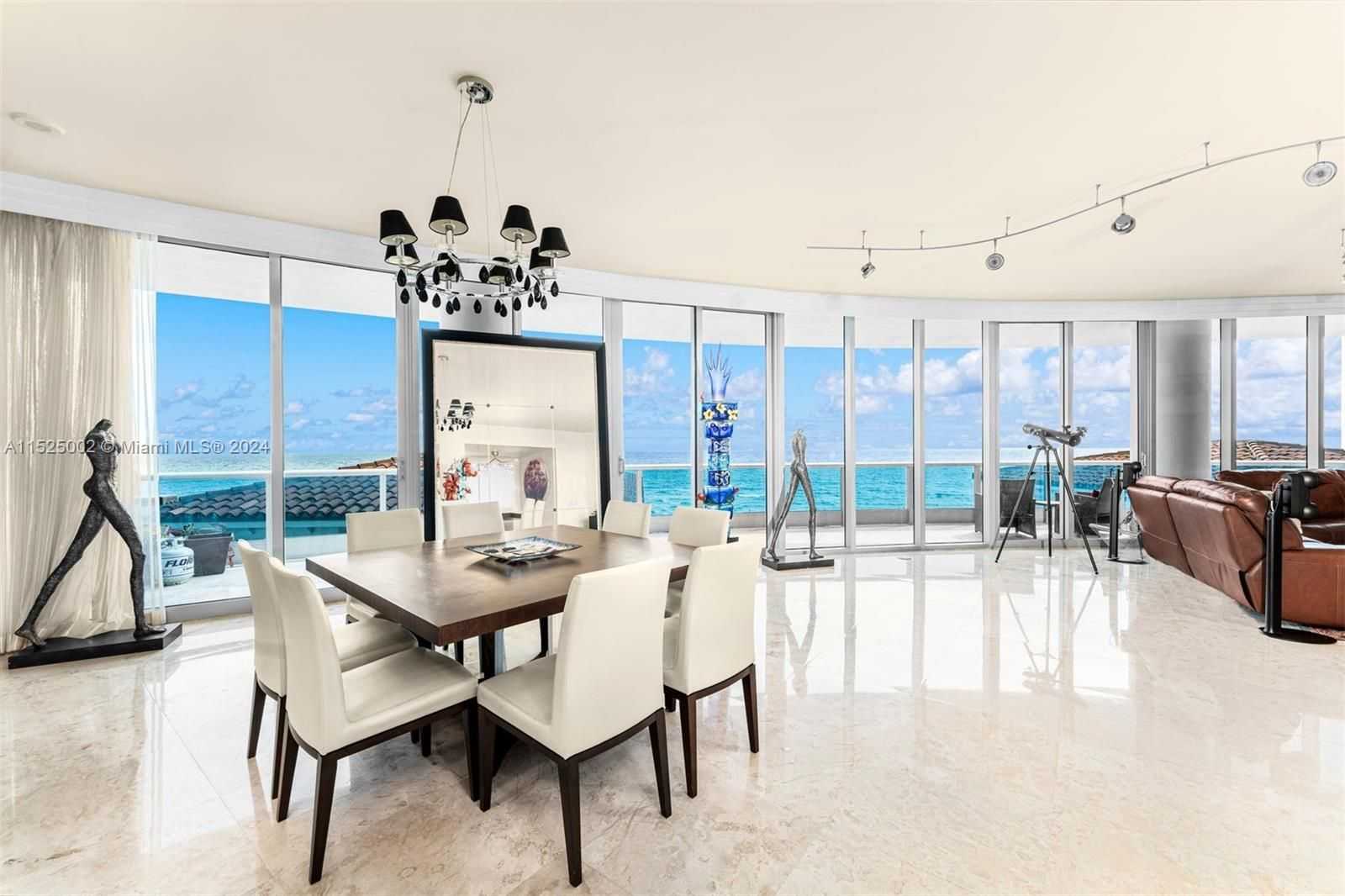 5959 Collins Ave 707-1
