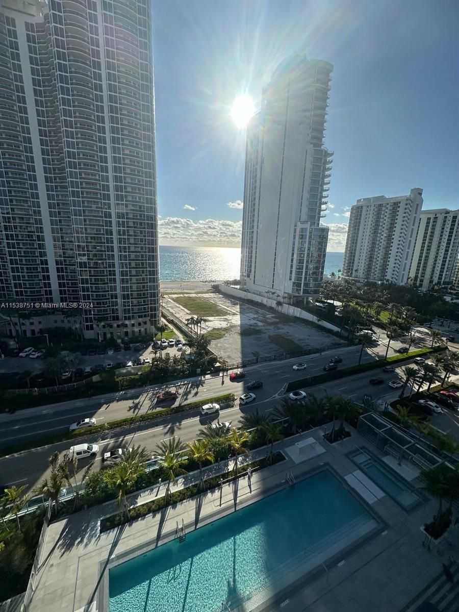 17550 Collins Ave 1104-1