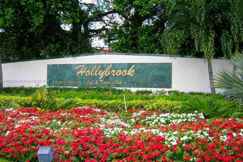 9523 S Hollybrook Lake Dr 104-1