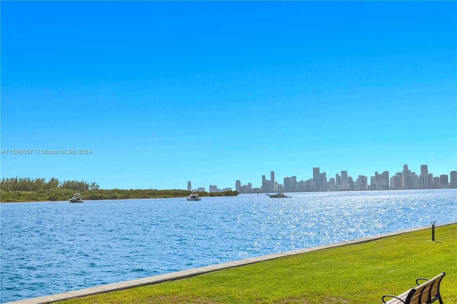 2216 Fisher Island Dr 3106-1