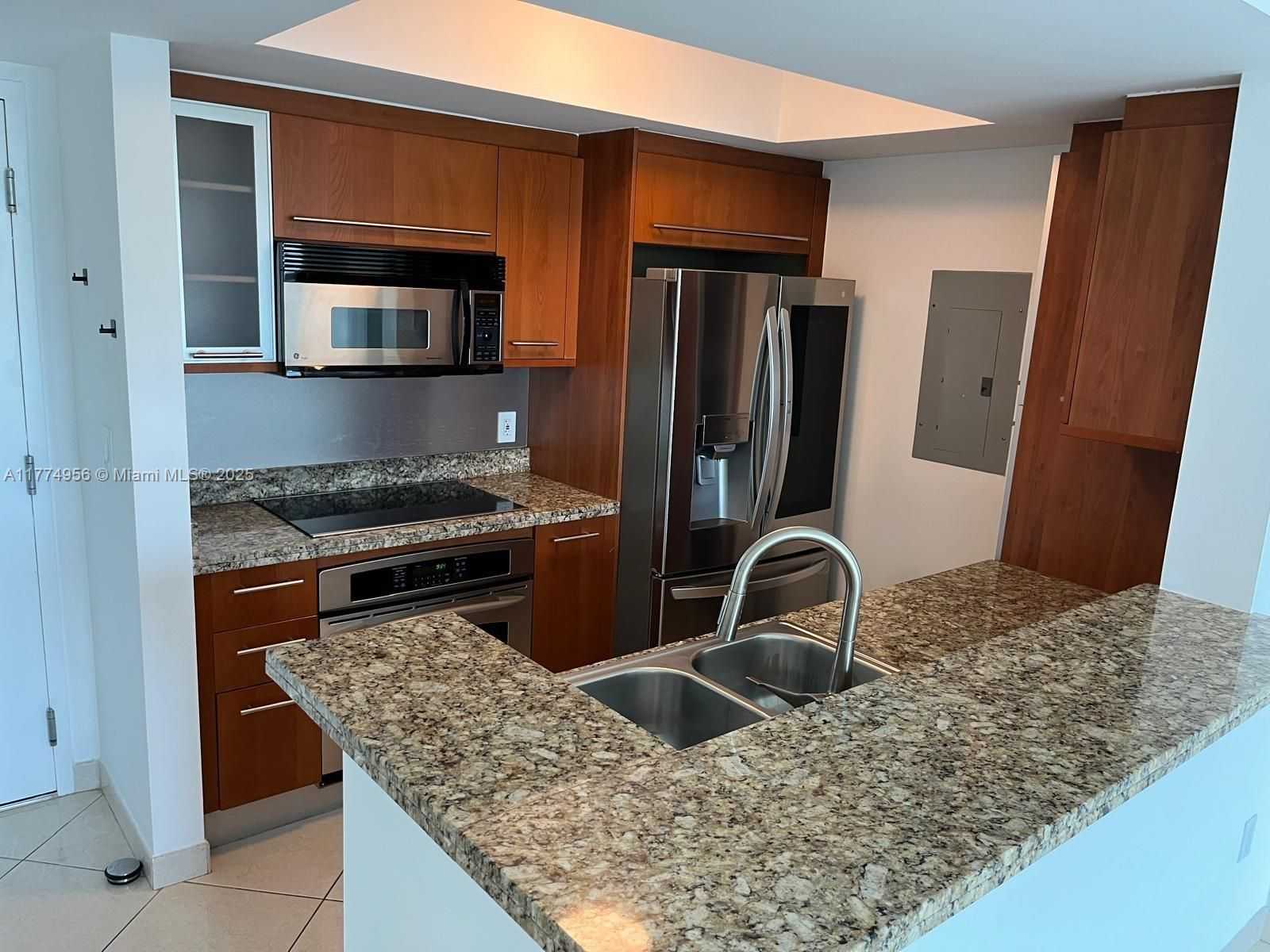 property-image